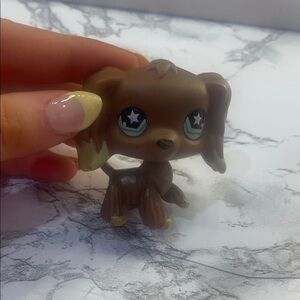 Littlest Pet Shop Brown Dog with Star Eyes